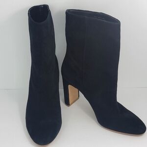 Elegant Dolce Vita Black Suede Slip-On Ankle Boots. SIZE 9. #1636